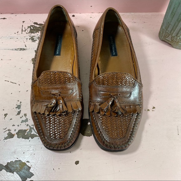 Bostonian Other - Bostonian Leather Basket Weaved Loafers Men’s 8.5M Brown Tassels